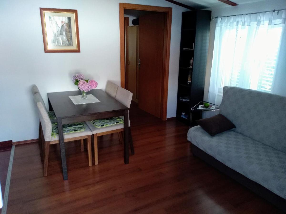 Apartment Paula Kaštela Esterno foto